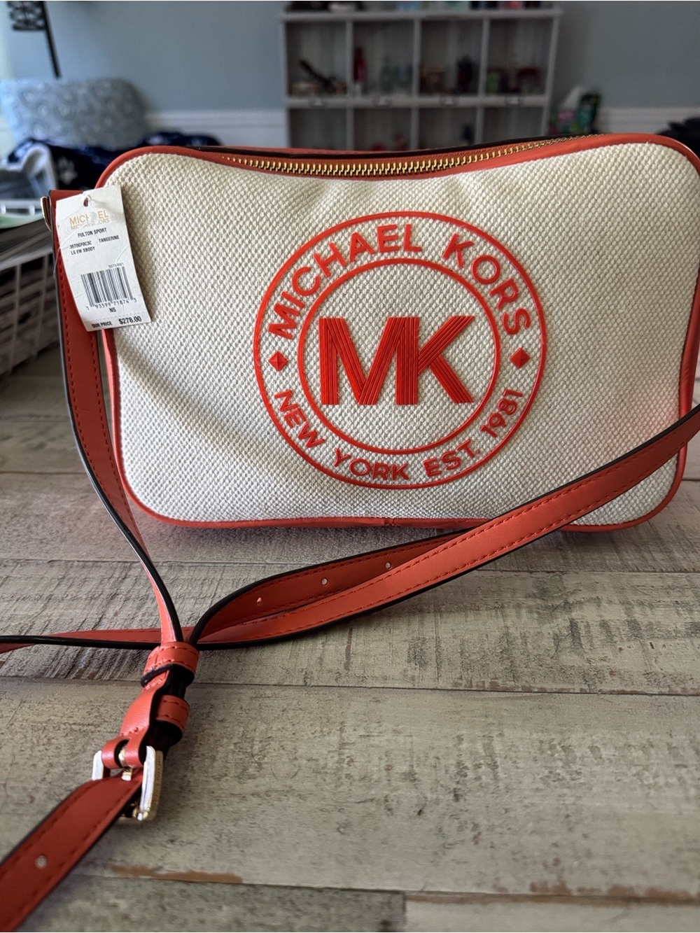 Michael Kors Cream and Orange Crossbody Bag with MK Logo Patch - Picture 4 of 13